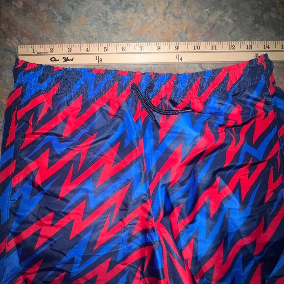 DSG Boys‎ Volley Short Print, Size Large, Red & Blue Zigzag Pattern - Picture 3 of 9